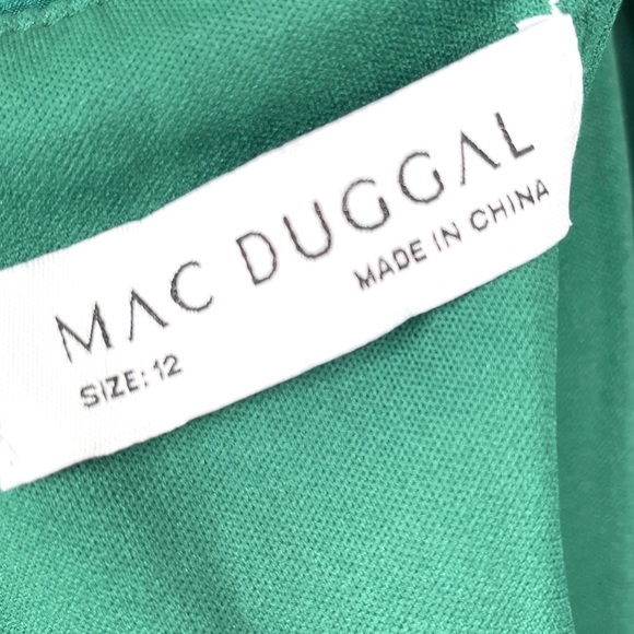 MAC DUGGAL Beaded Cuff Drop Shoulder Faux Wrap Gown NEW Size 12 Emerald Green - Picture 12 of 13